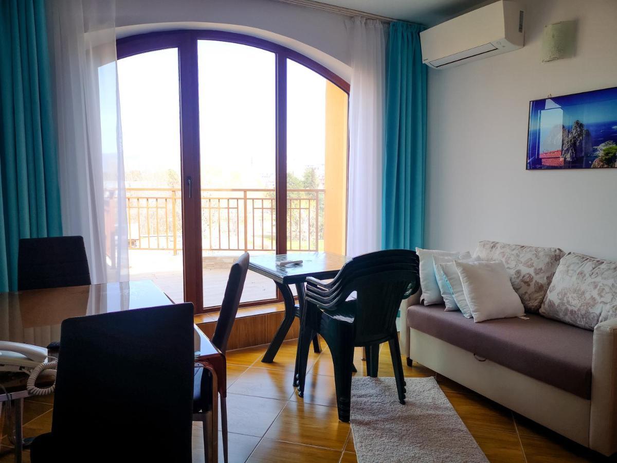 Complex Golden Dreams Aparthotel Sunny Beach Esterno foto